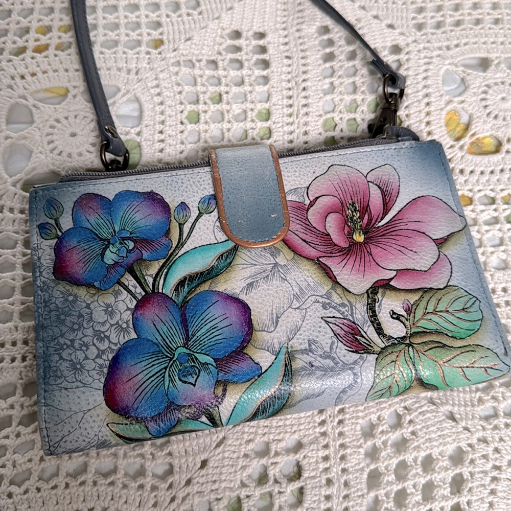 ANUSCHKA WALLET BAG CROSSBODY TRAVEL BAG. Poppy Hold the huge Apple phones.
